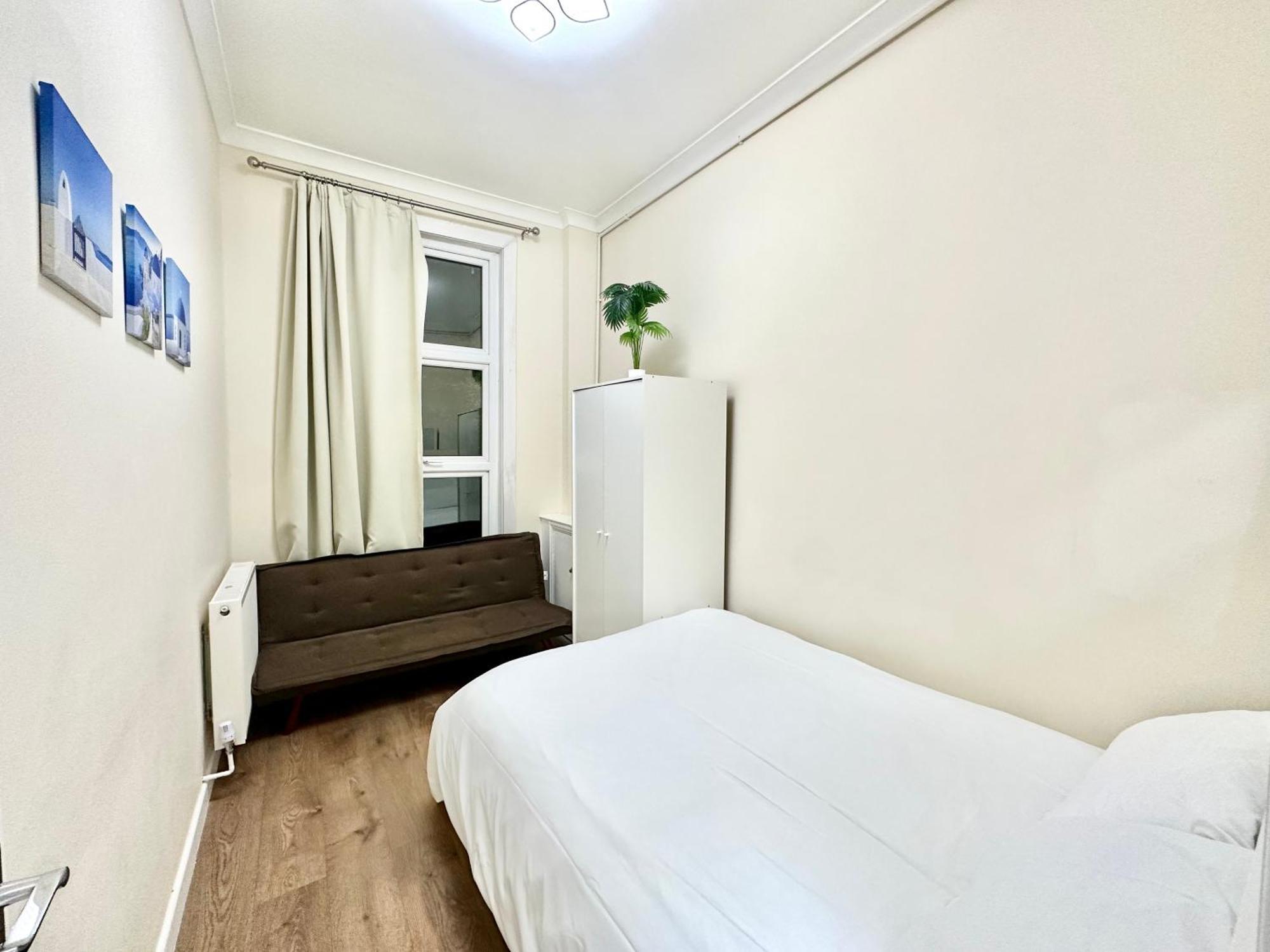 The Euston Guest House-64 Лондон Екстер'єр фото